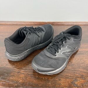 New Balance 520 V7 Sneakers Womens Running Shoes Size 9 Black